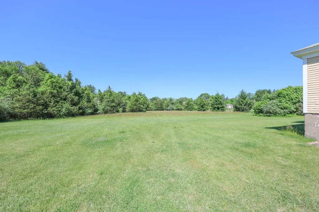 34 Post Road North Hampton NH 03862