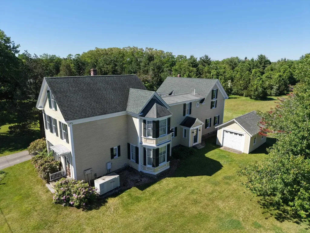 34 Post Road North Hampton NH 03862