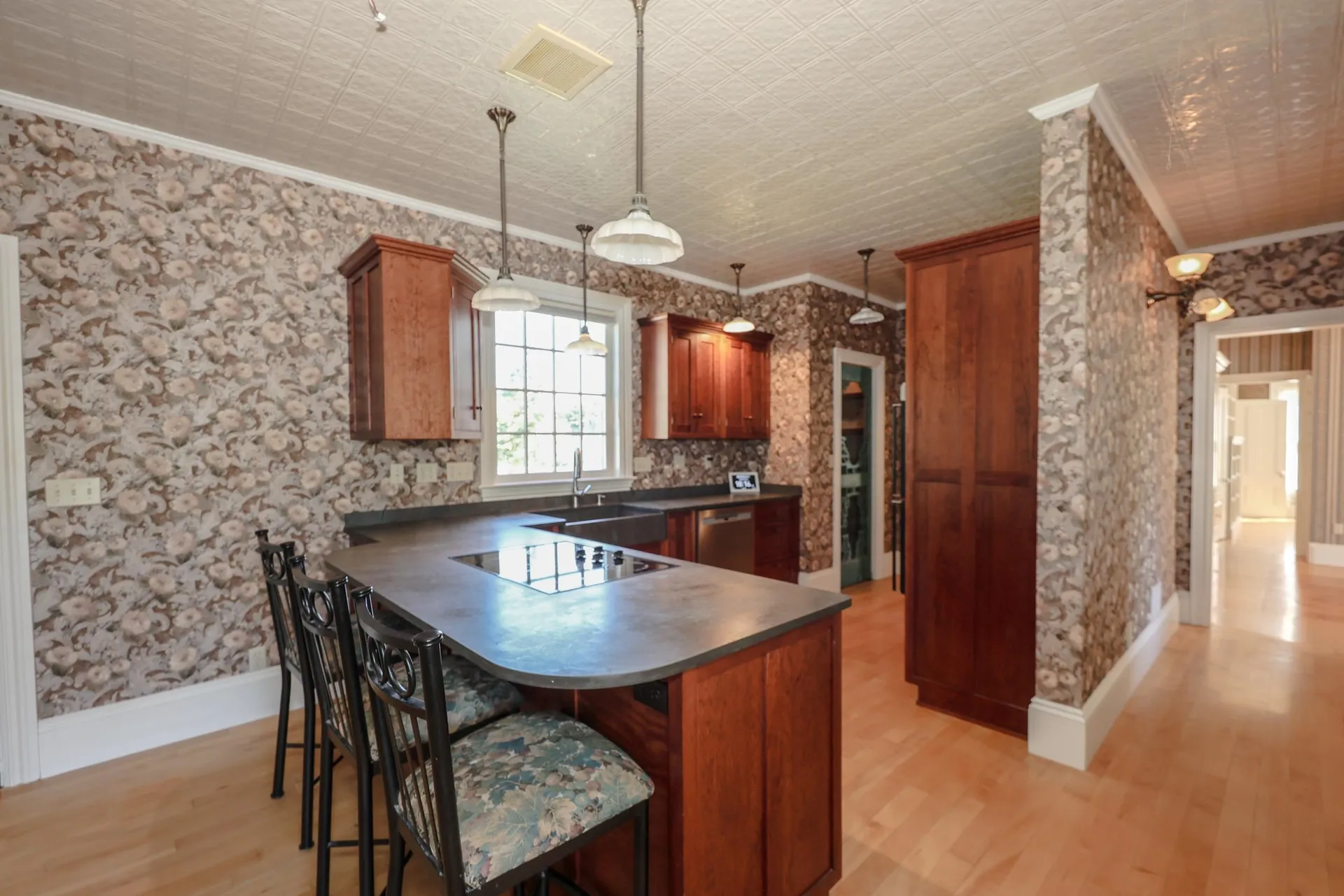 34 Post Road North Hampton NH 03862