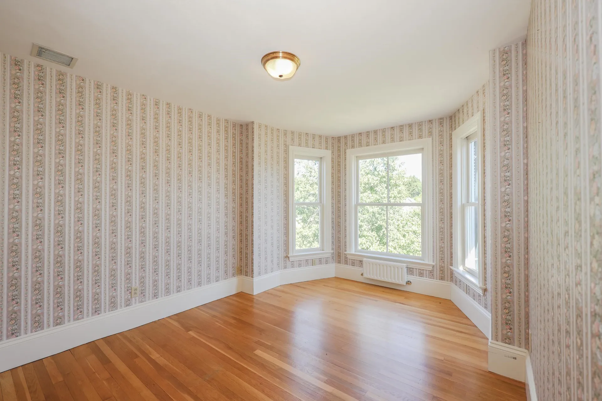 34 Post Road North Hampton NH 03862