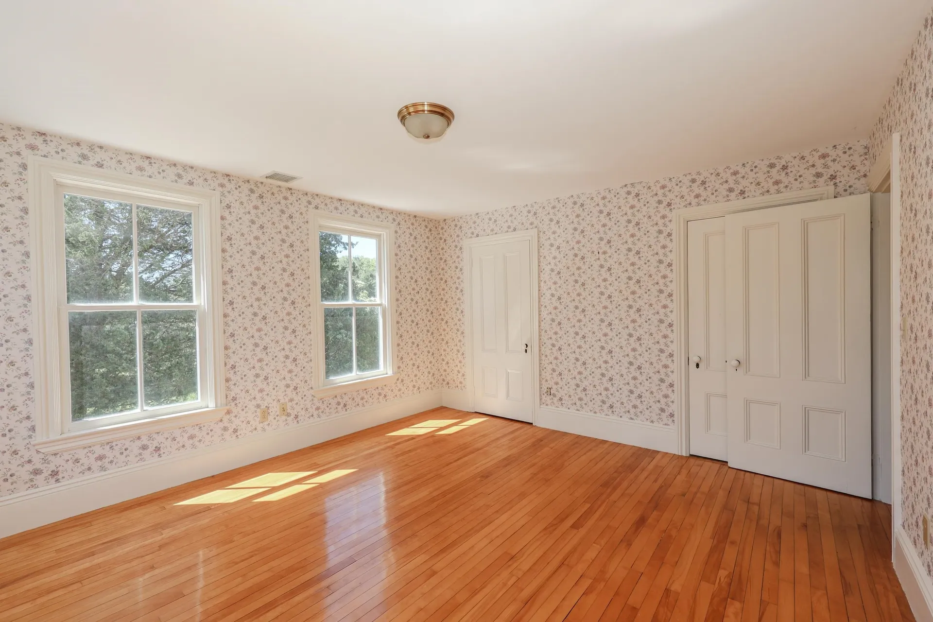 34 Post Road North Hampton NH 03862