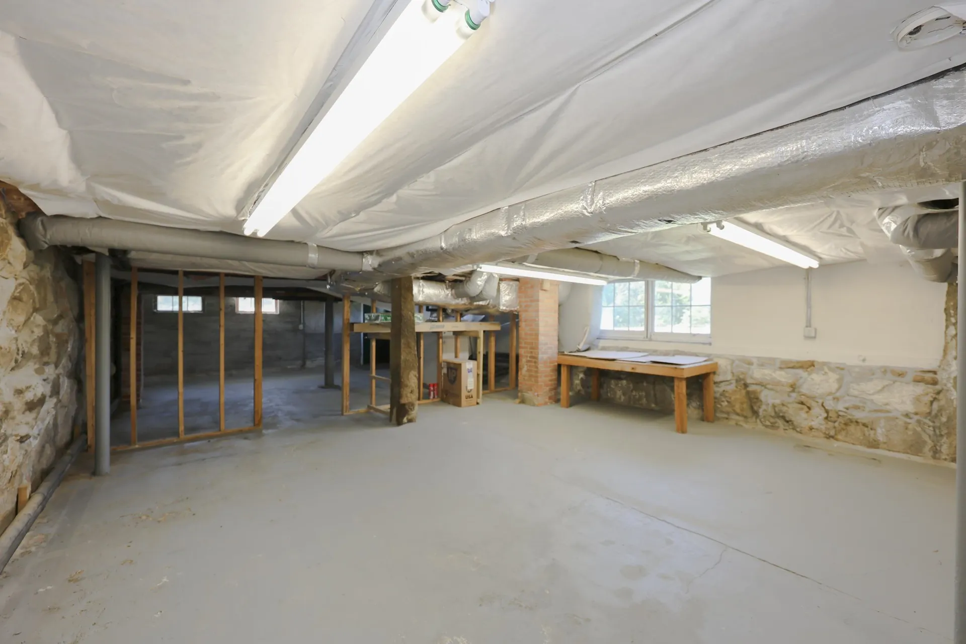 34 Post Road North Hampton NH 03862