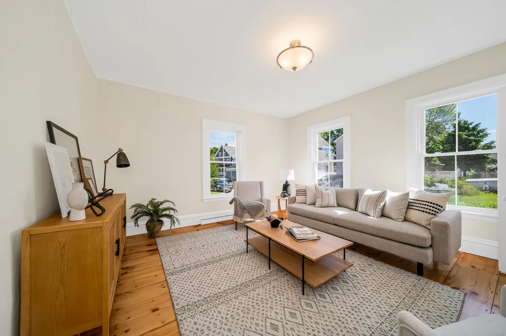 5 Cushing Street Amesbury MA 01913
