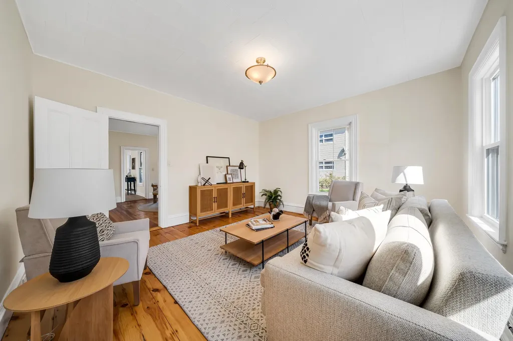 5 Cushing Street Amesbury MA 01913