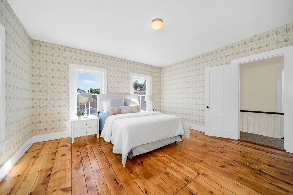 5 Cushing Street Amesbury MA 01913