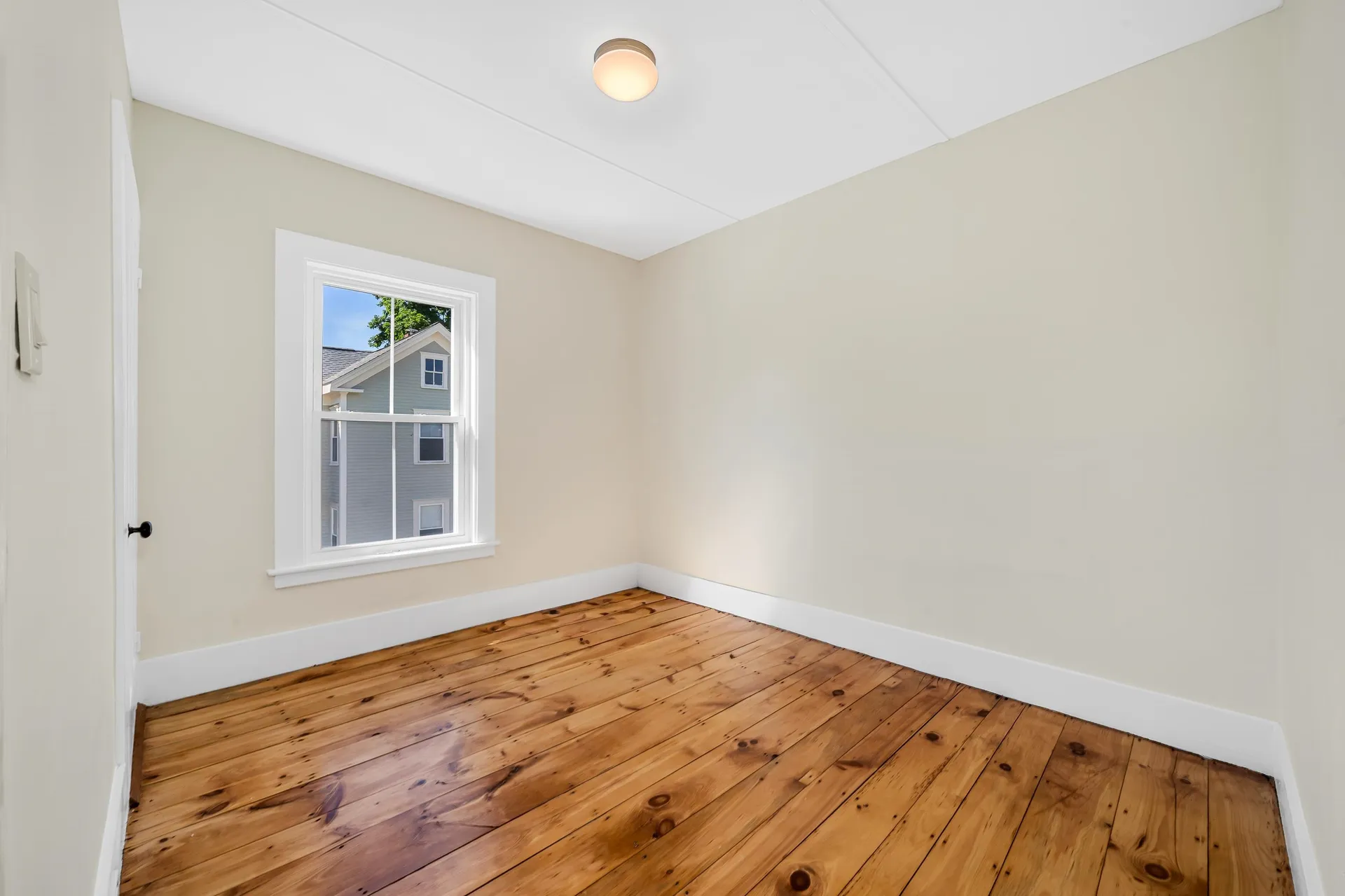 5 Cushing Street Amesbury MA 01913