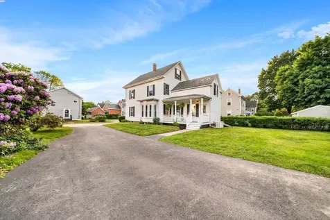 5 Cushing Street Amesbury MA 01913
