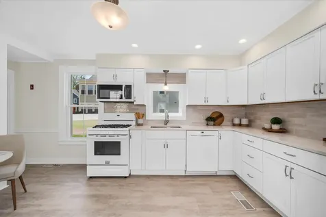 5 Cushing Street Amesbury MA 01913