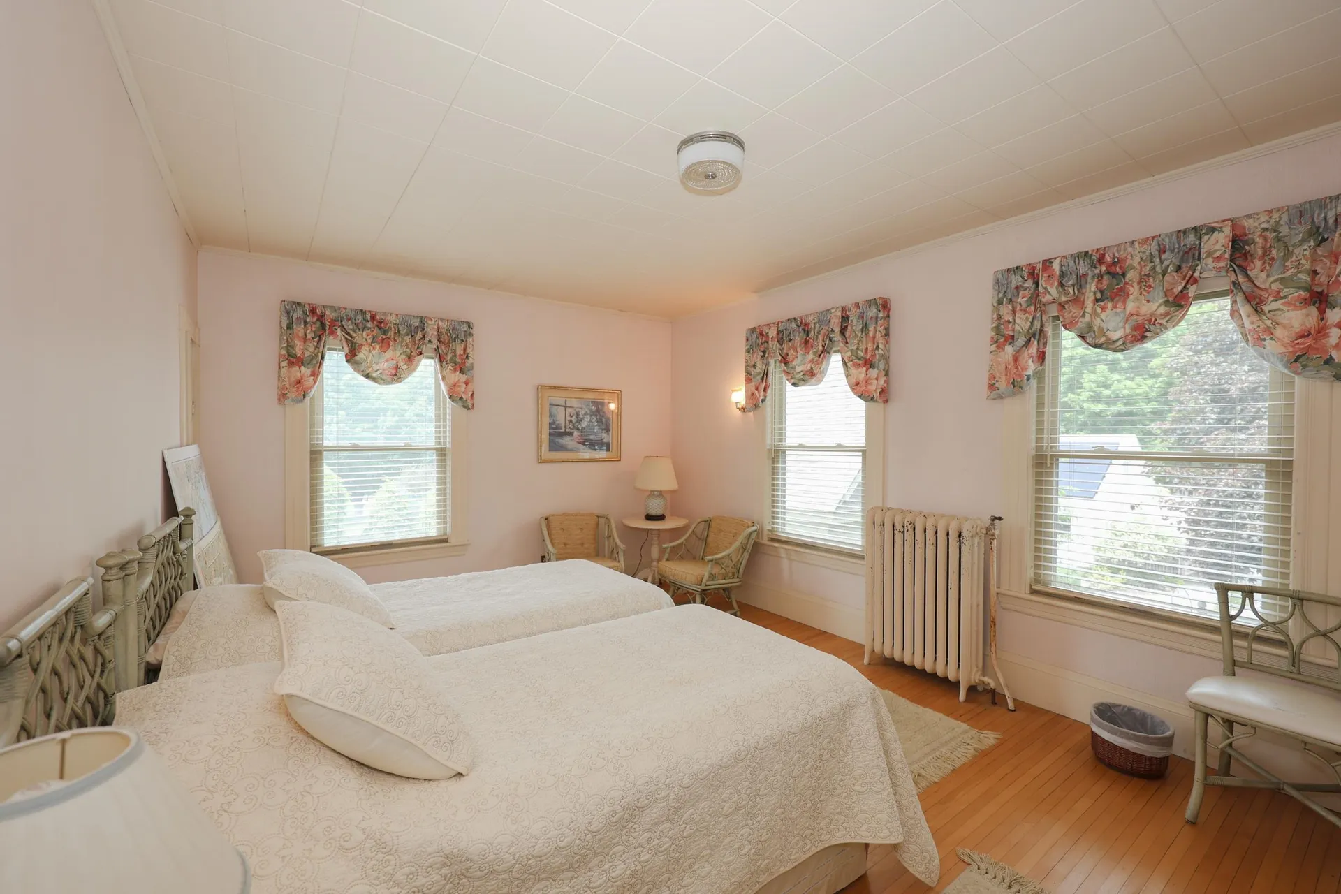 27 Eastman Street Nashua NH 03060