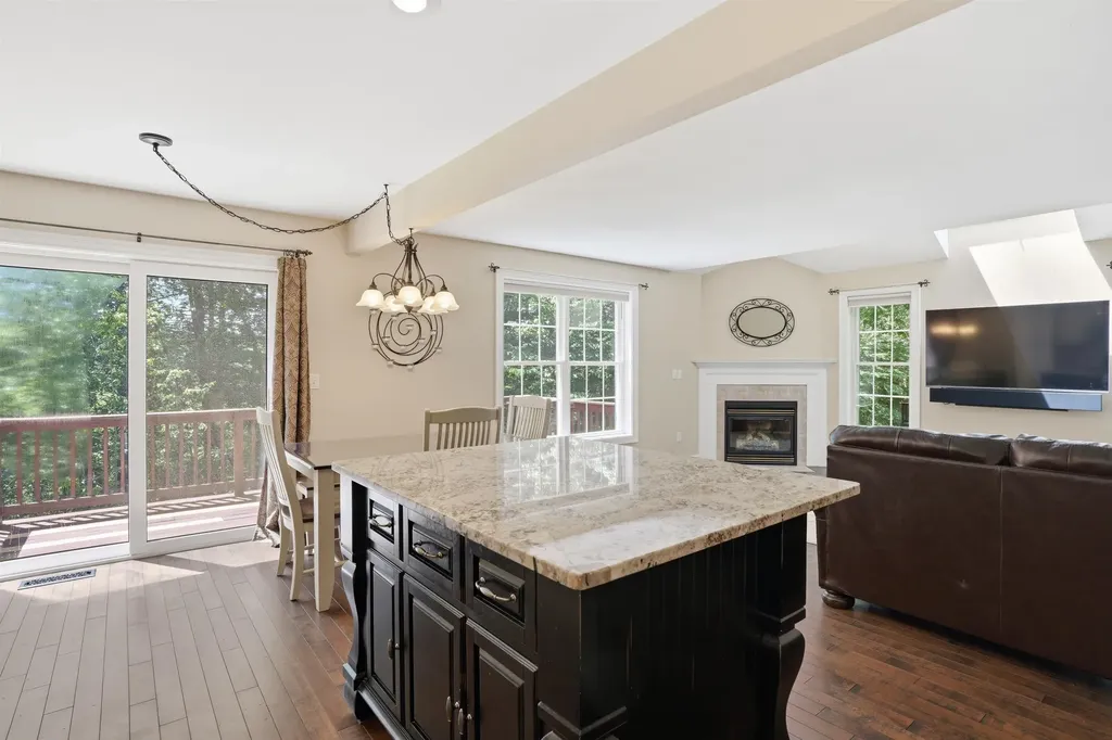 53 Magnolia Lane Newmarket NH 03857