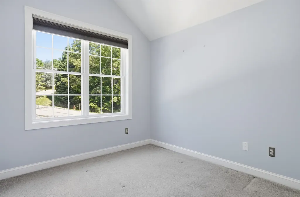 53 Magnolia Lane Newmarket NH 03857