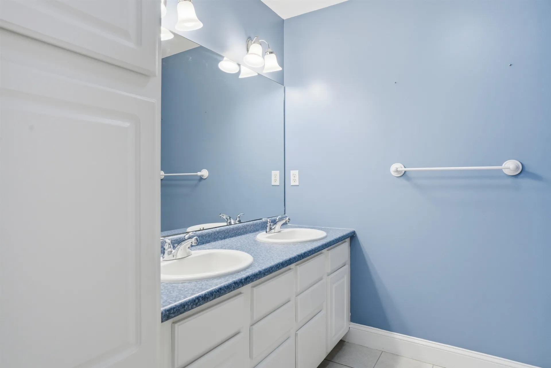 53 Magnolia Lane Newmarket NH 03857