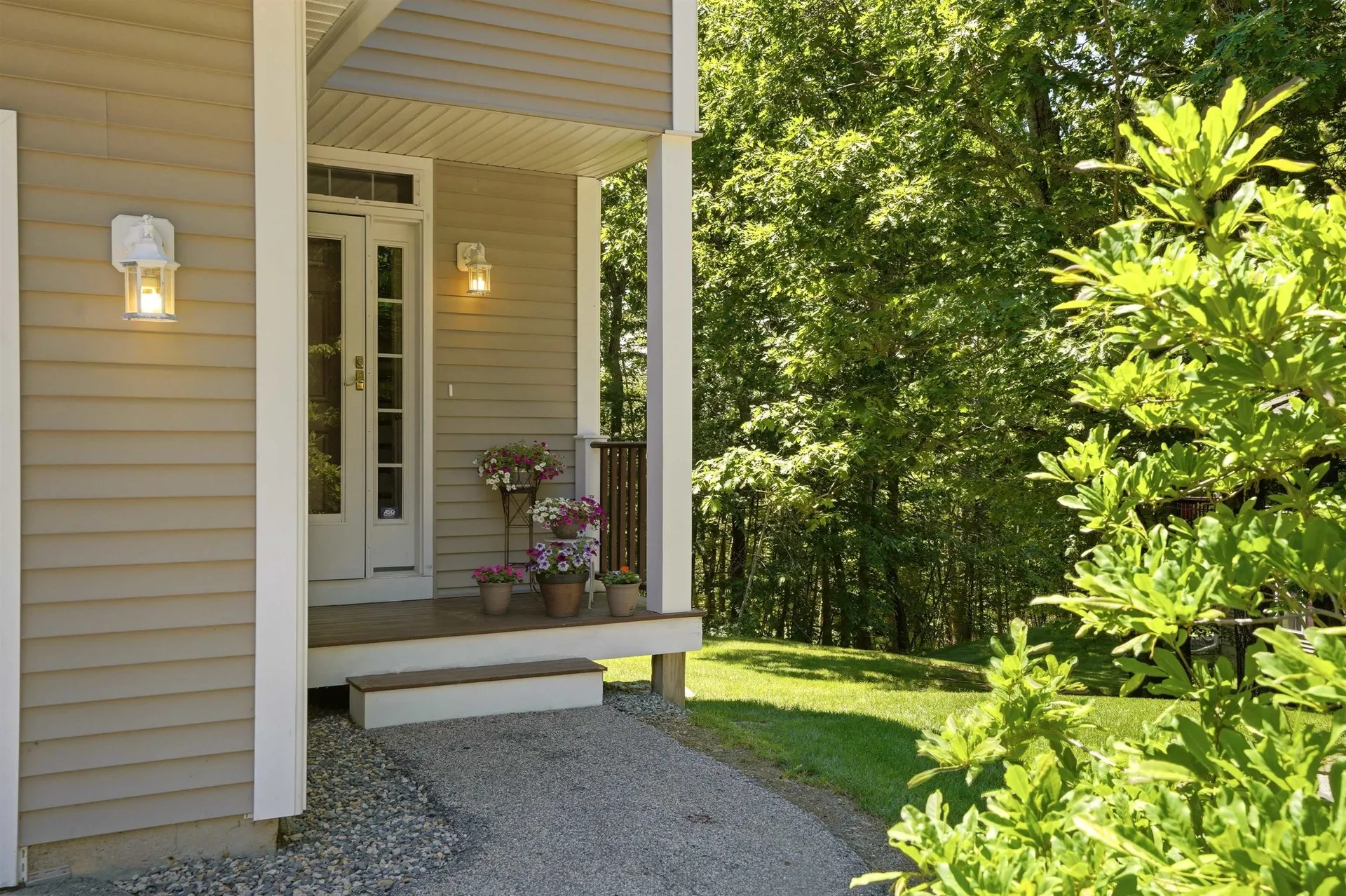 53 Magnolia Lane Newmarket NH 03857