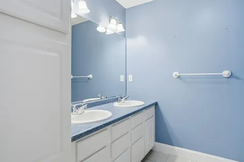 53 Magnolia Lane Newmarket NH 03857