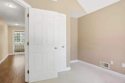 53 Magnolia Lane Newmarket NH 03857