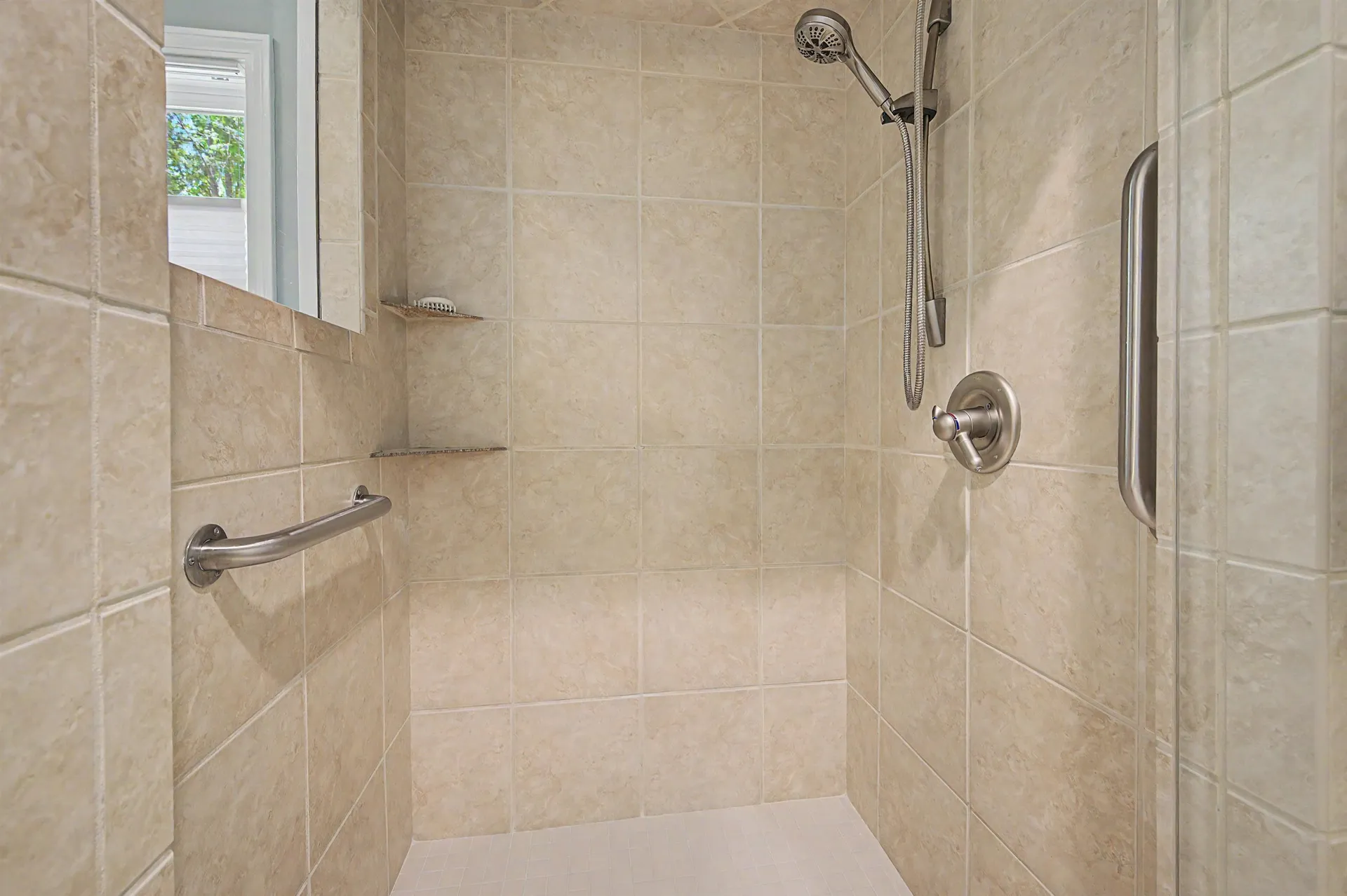 21 Conifer Lane New London NH 03257