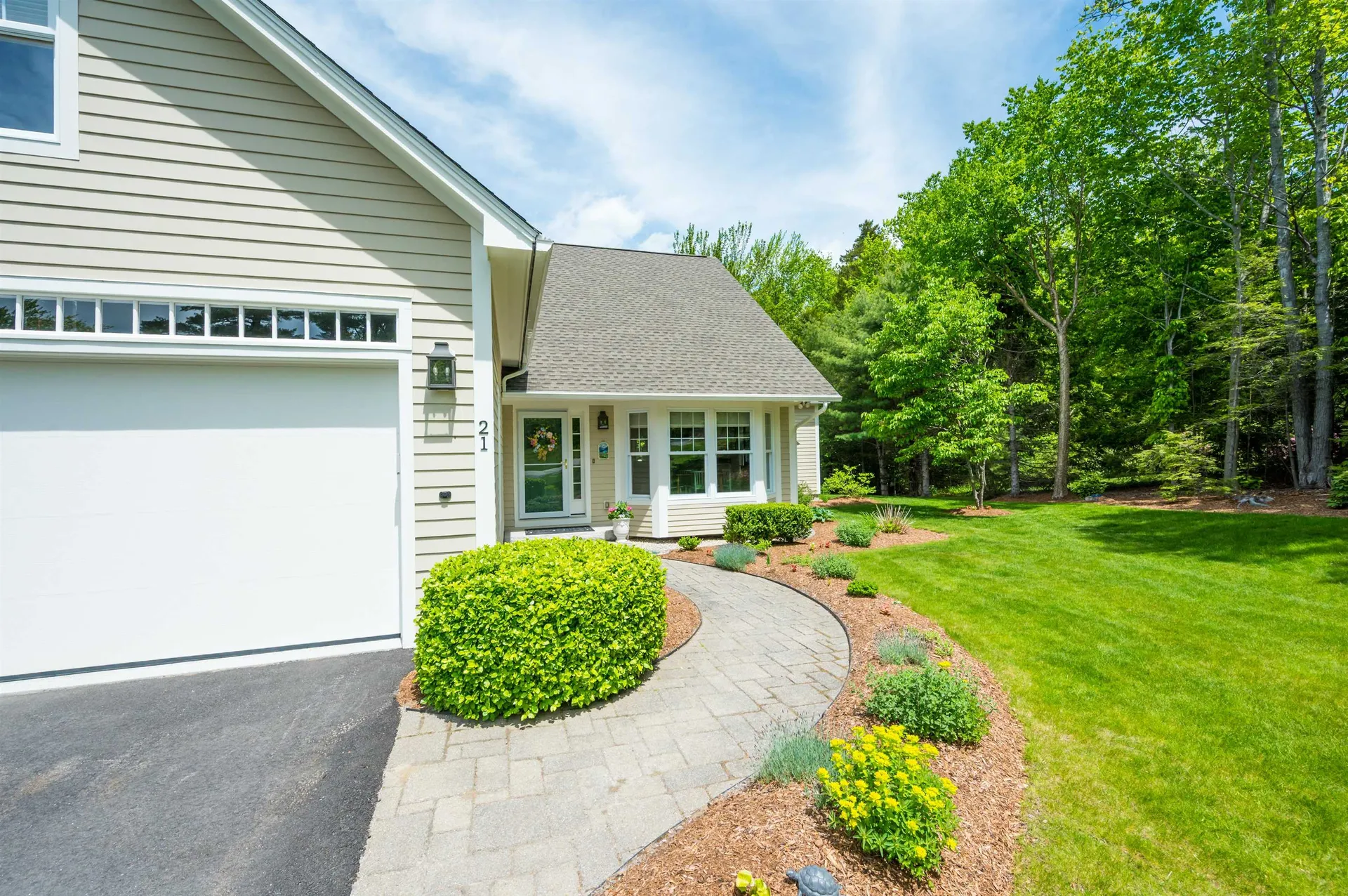 21 Conifer Lane New London NH 03257