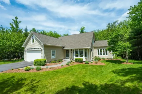 21 Conifer Lane New London NH 03257
