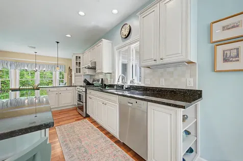 21 Conifer Lane New London NH 03257