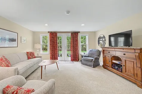 21 Conifer Lane New London NH 03257