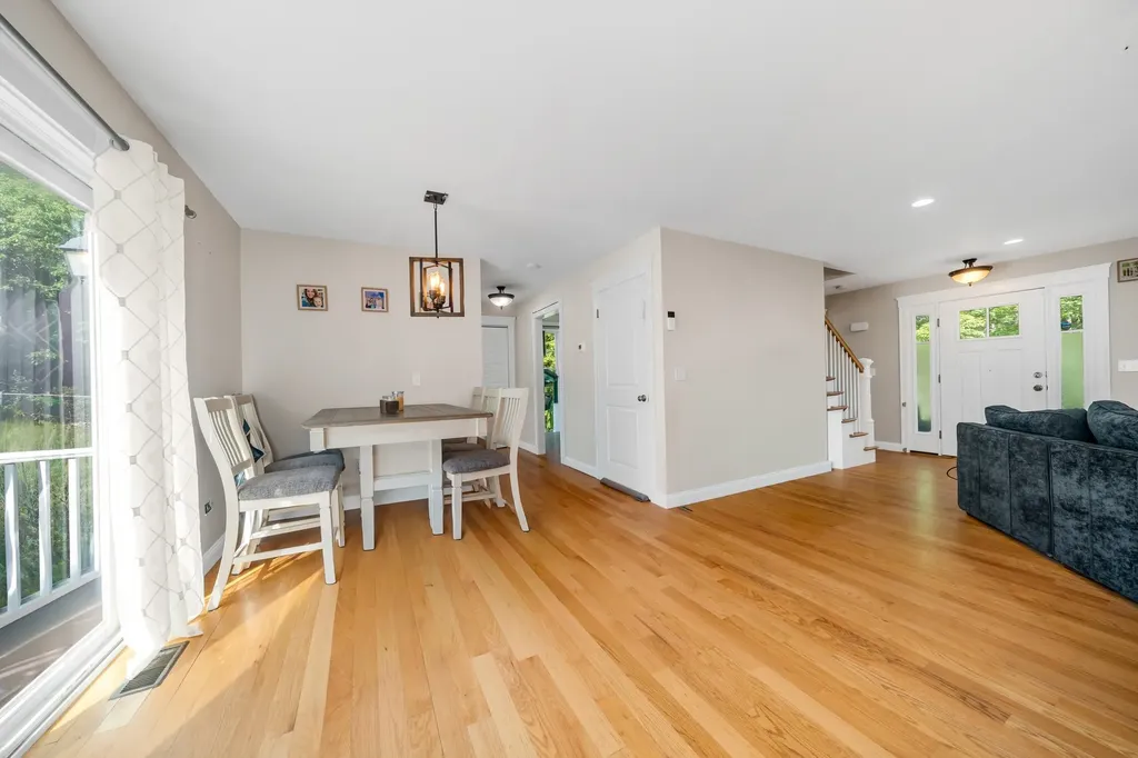 130 Concord Road Lee NH 03861