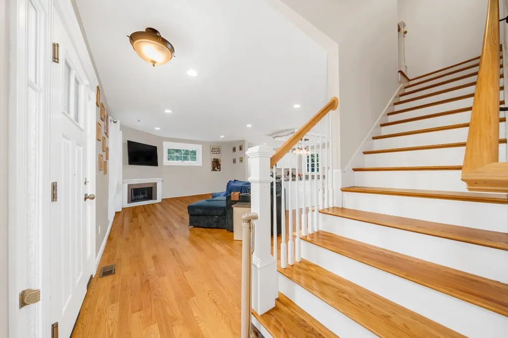 130 Concord Road Lee NH 03861
