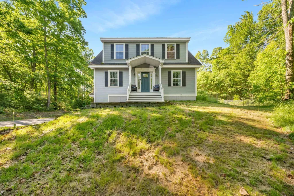 130 Concord Road Lee NH 03861