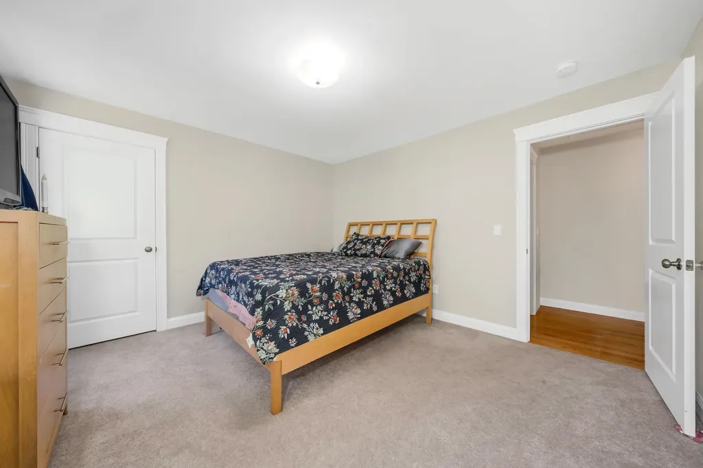 130 Concord Road Lee NH 03861