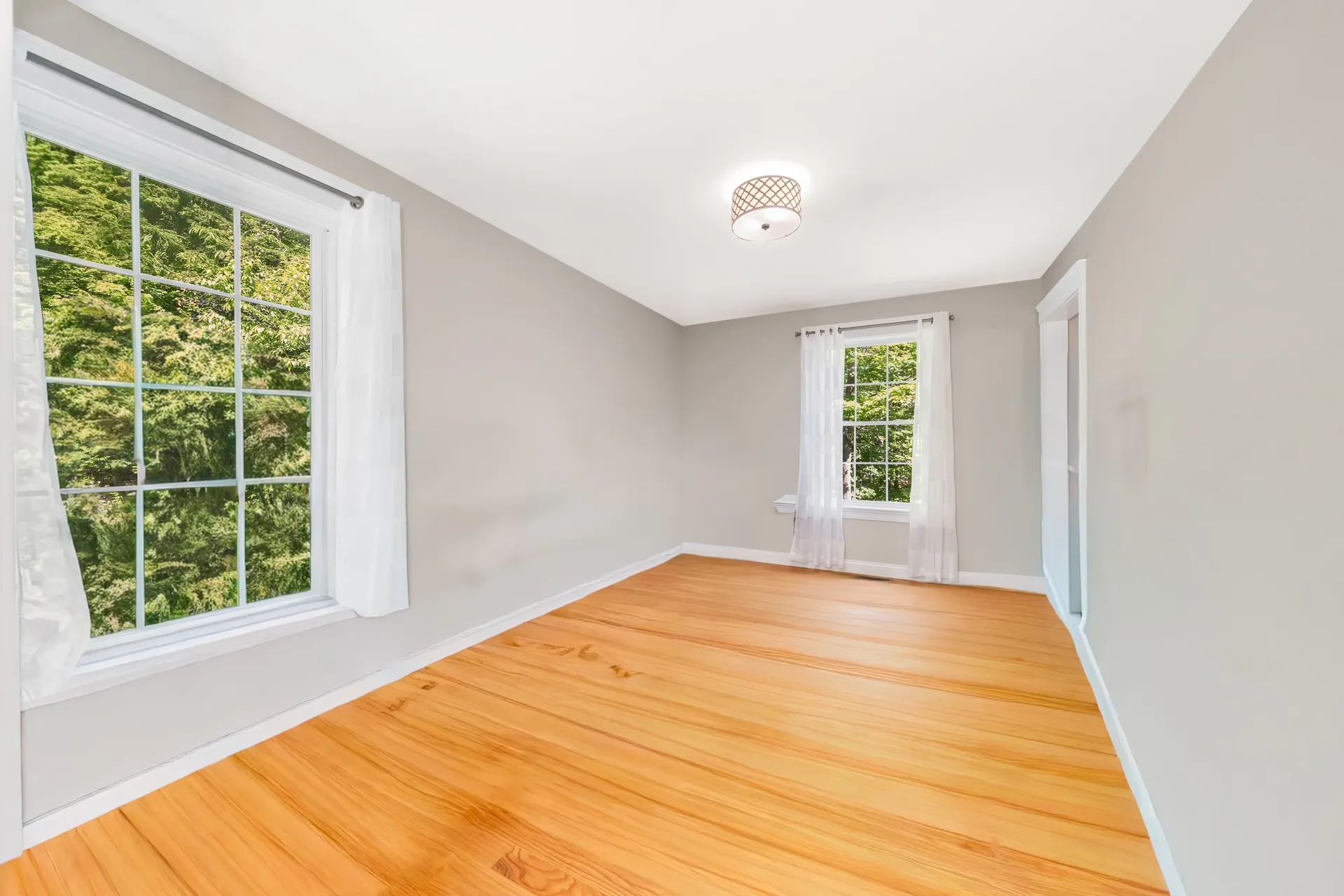 130 Concord Road Lee NH 03861