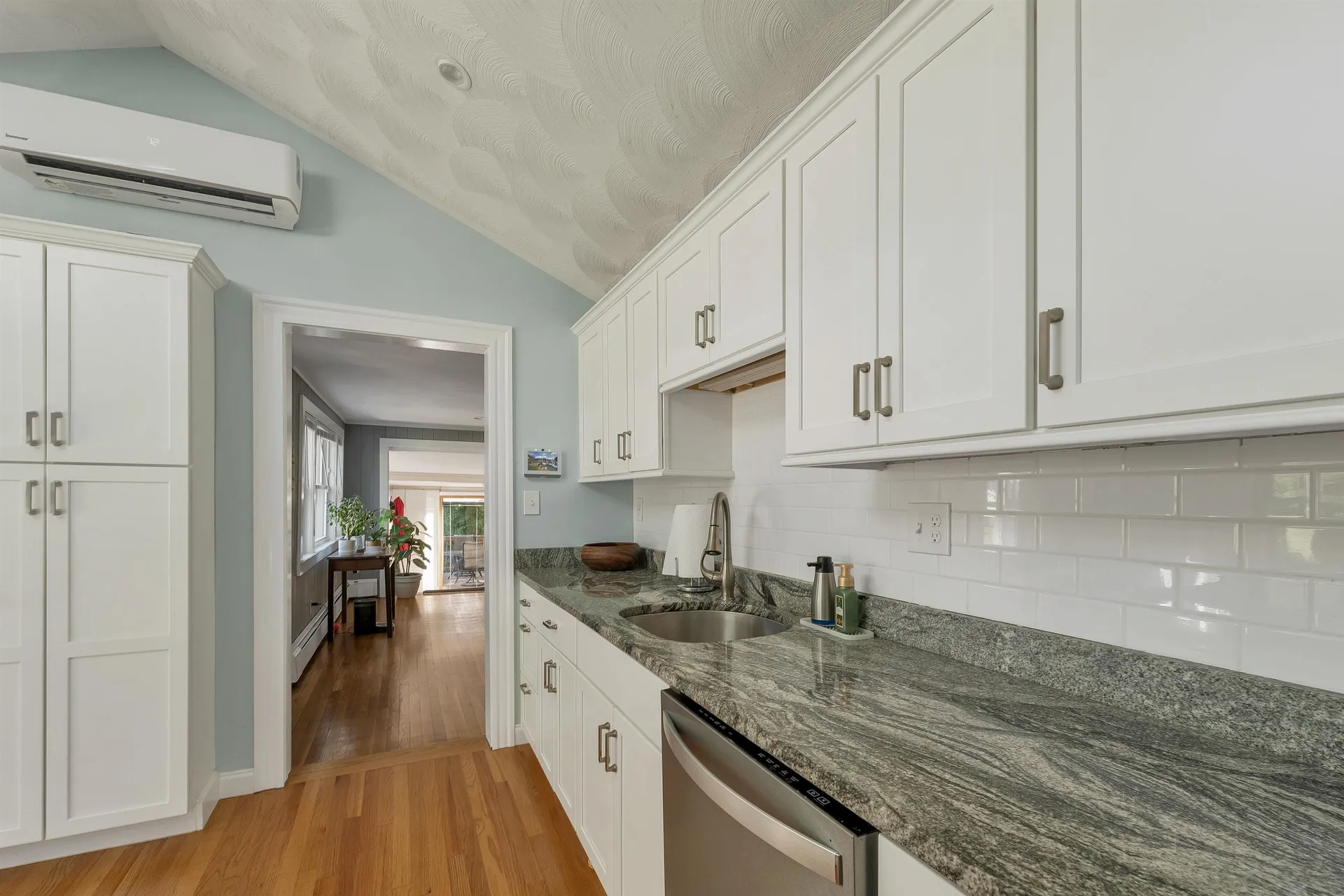 5 Frenette Drive Hudson NH 03051