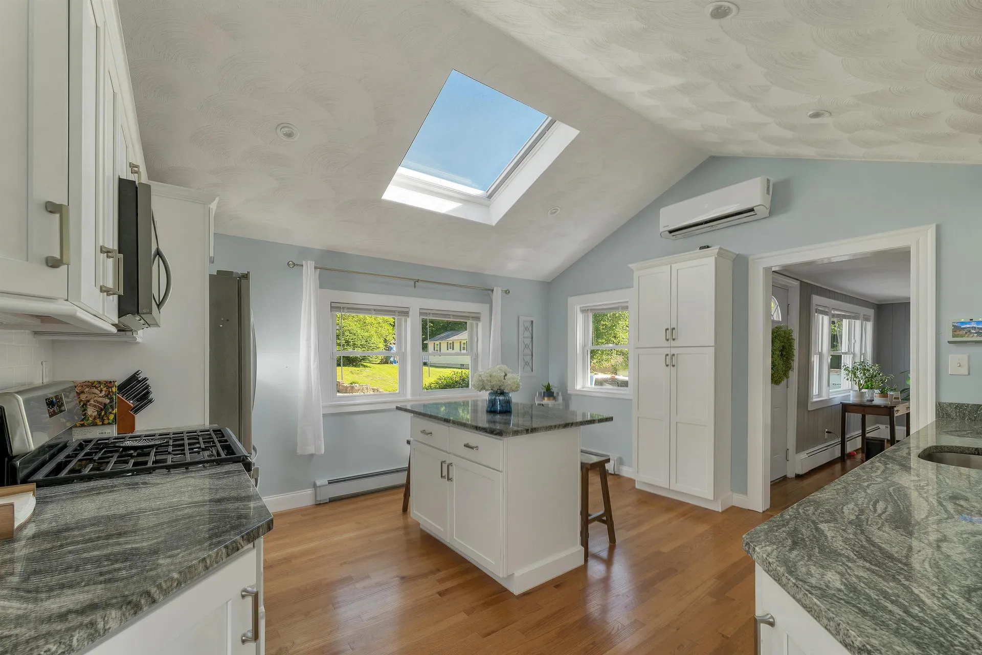 5 Frenette Drive Hudson NH 03051