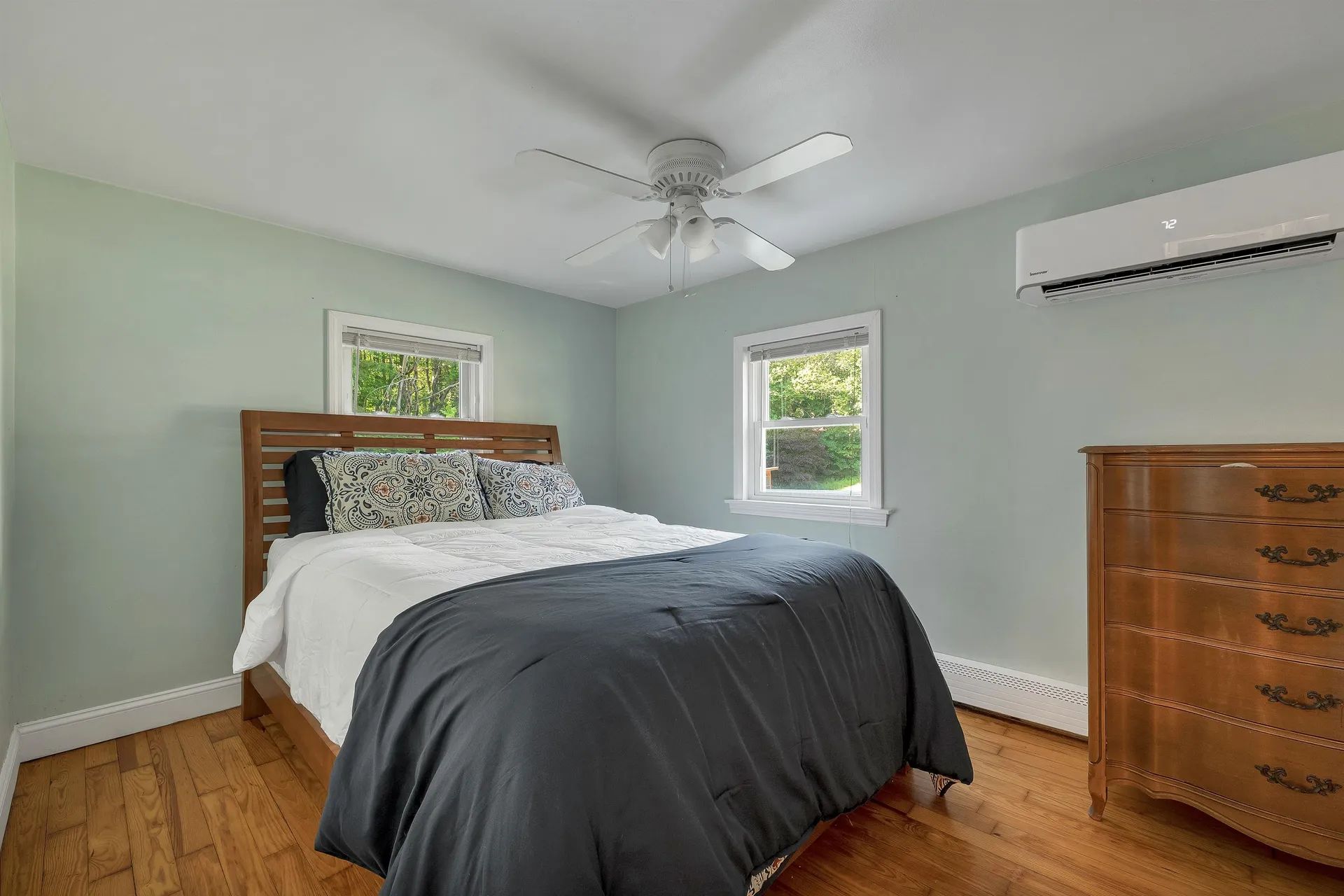 5 Frenette Drive Hudson NH 03051