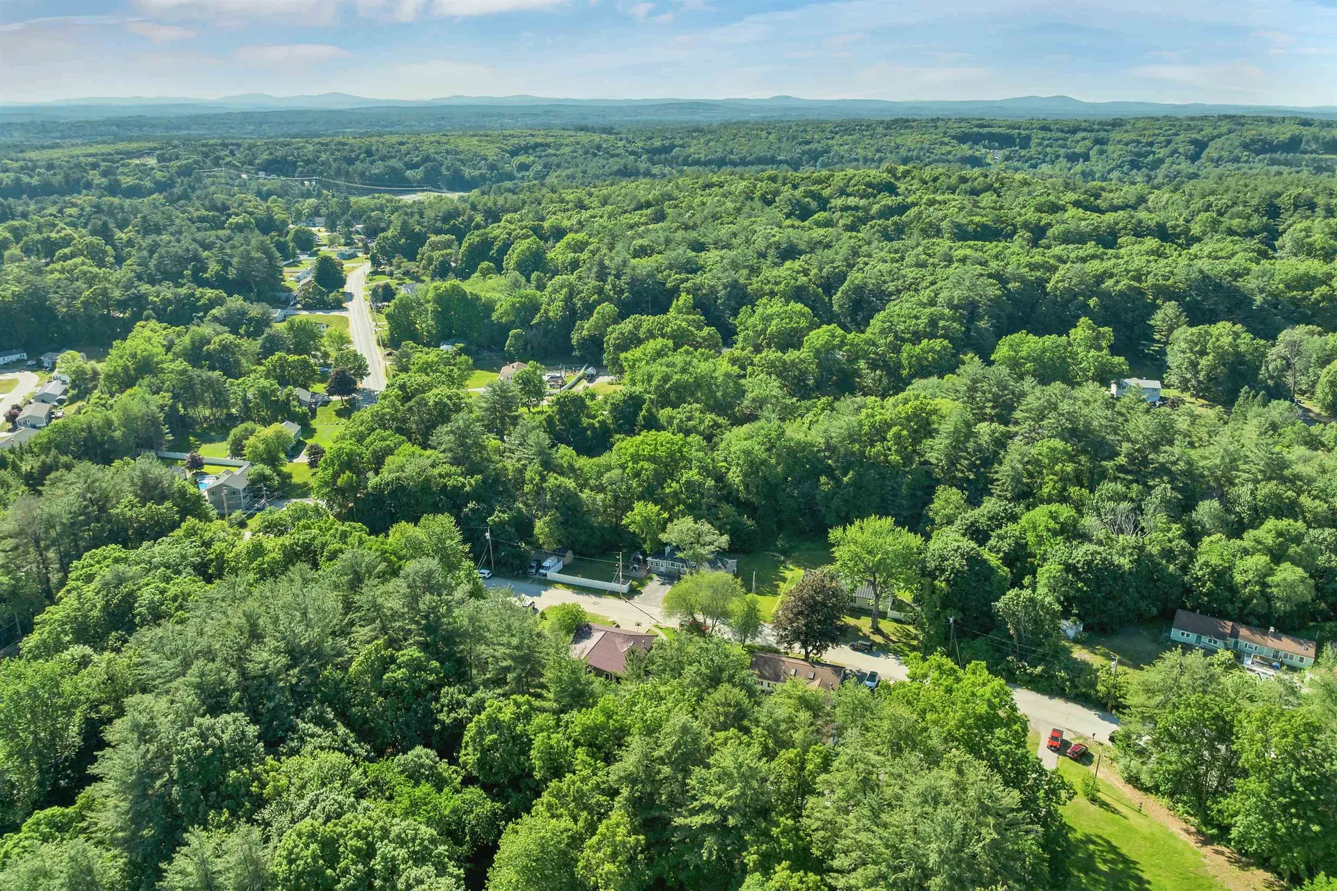 5 Frenette Drive Hudson NH 03051