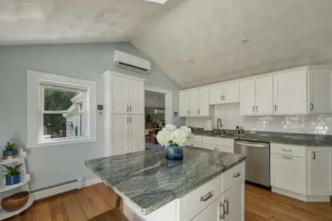 5 Frenette Drive Hudson NH 03051