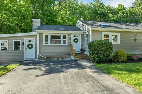 5 Frenette Drive Hudson NH 03051