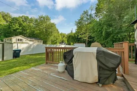 5 Frenette Drive Hudson NH 03051