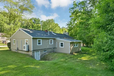 5 Frenette Drive Hudson NH 03051