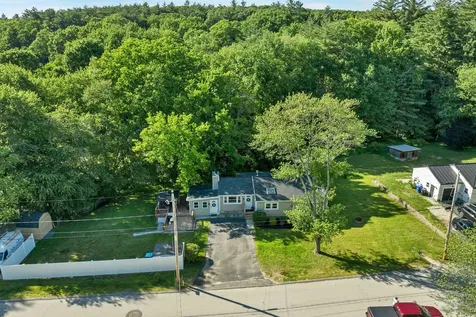 5 Frenette Drive Hudson NH 03051