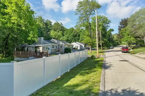 5 Frenette Drive Hudson NH 03051