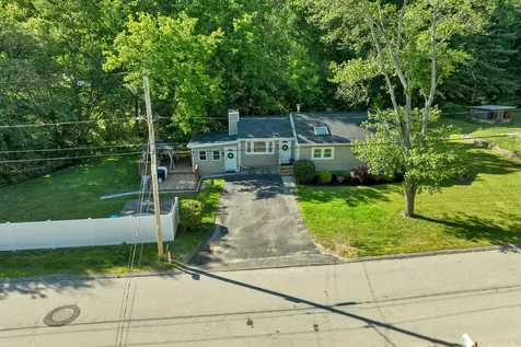 5 Frenette Drive Hudson NH 03051