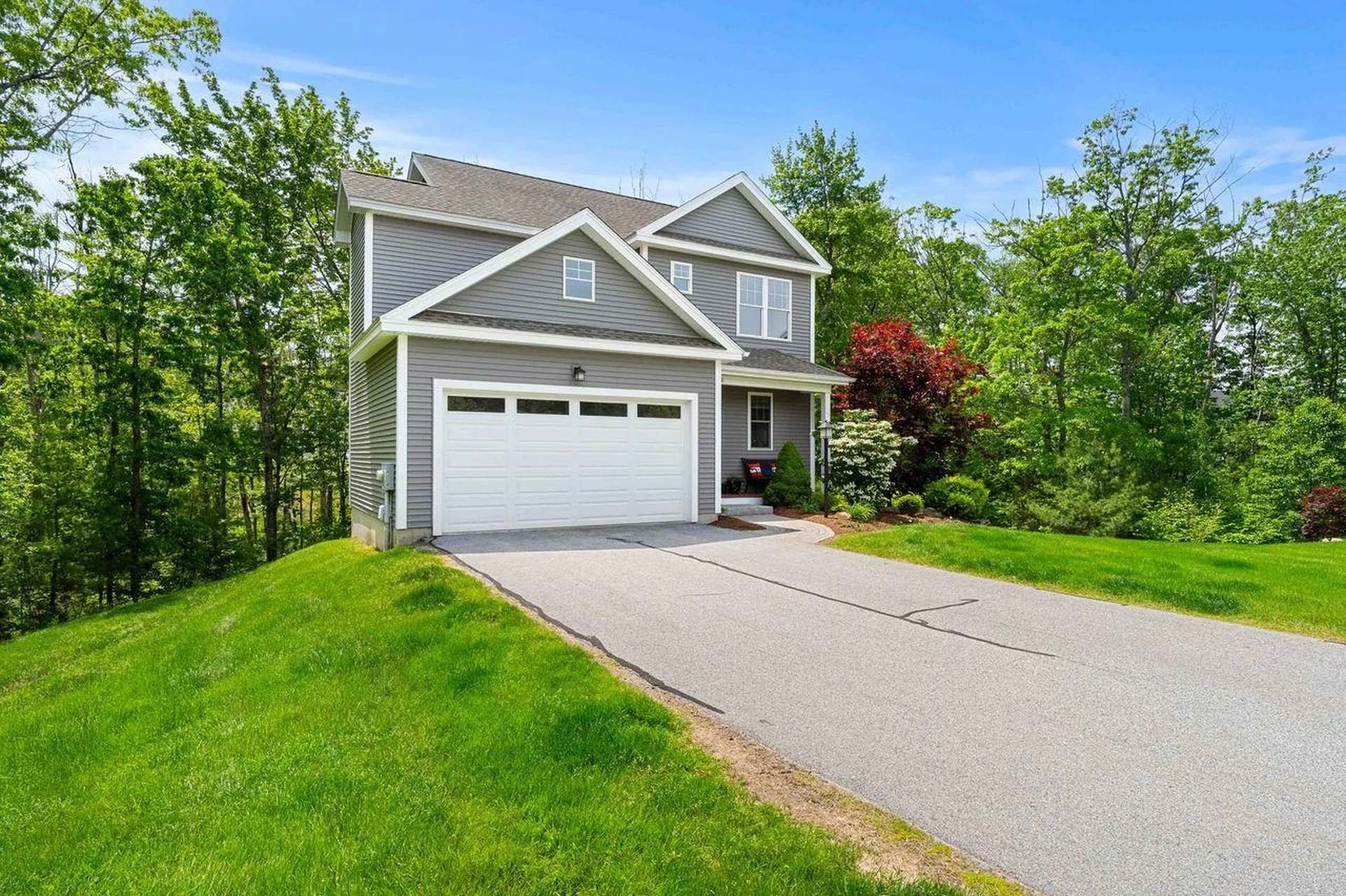 66 Redwood Way Manchester NH 03102