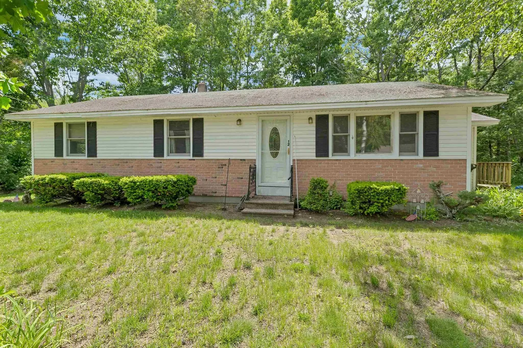 12 Cameron Drive Farmington NH 03835