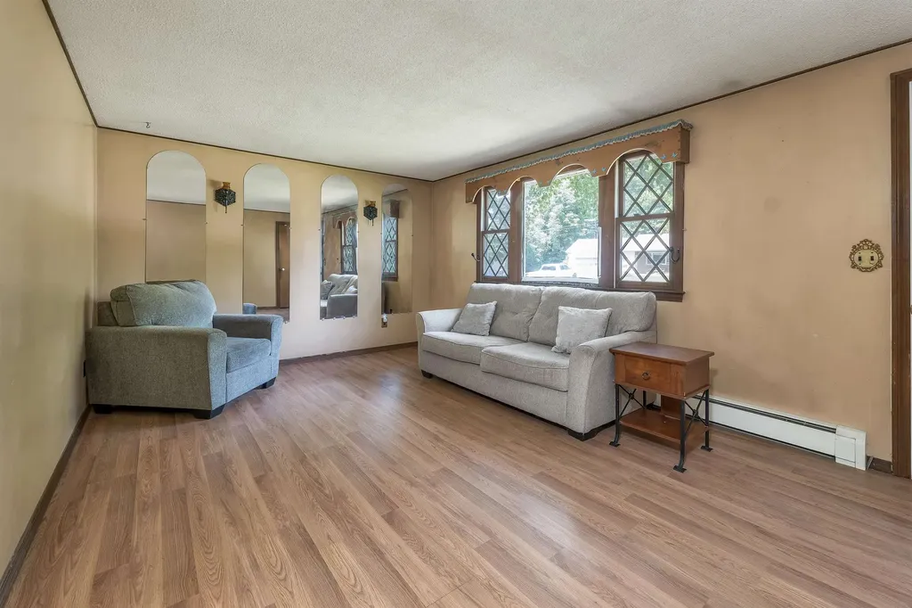 12 Cameron Drive Farmington NH 03835