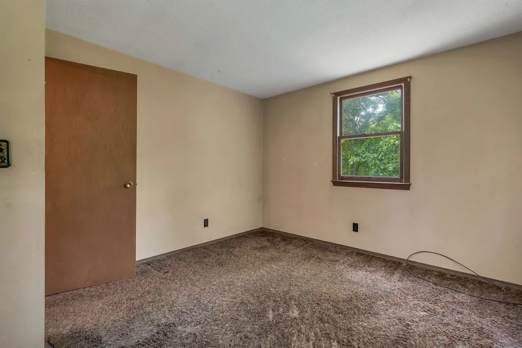 12 Cameron Drive Farmington NH 03835