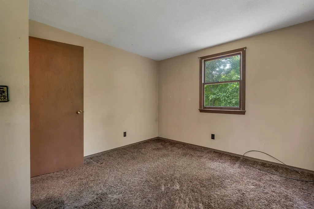 12 Cameron Drive Farmington NH 03835
