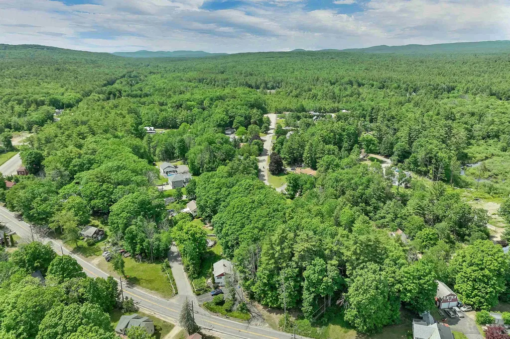 12 Cameron Drive Farmington NH 03835