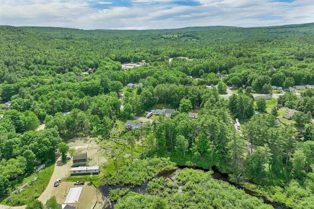 12 Cameron Drive Farmington NH 03835