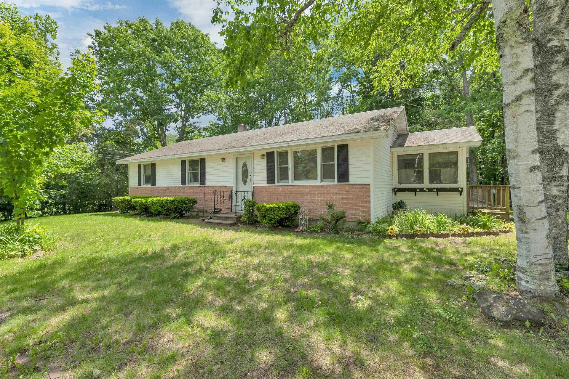 12 Cameron Drive Farmington NH 03835
