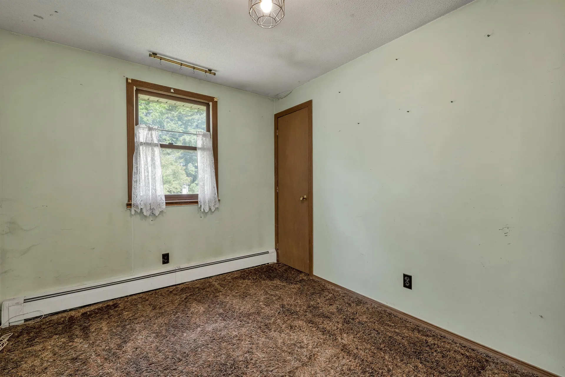 12 Cameron Drive Farmington NH 03835