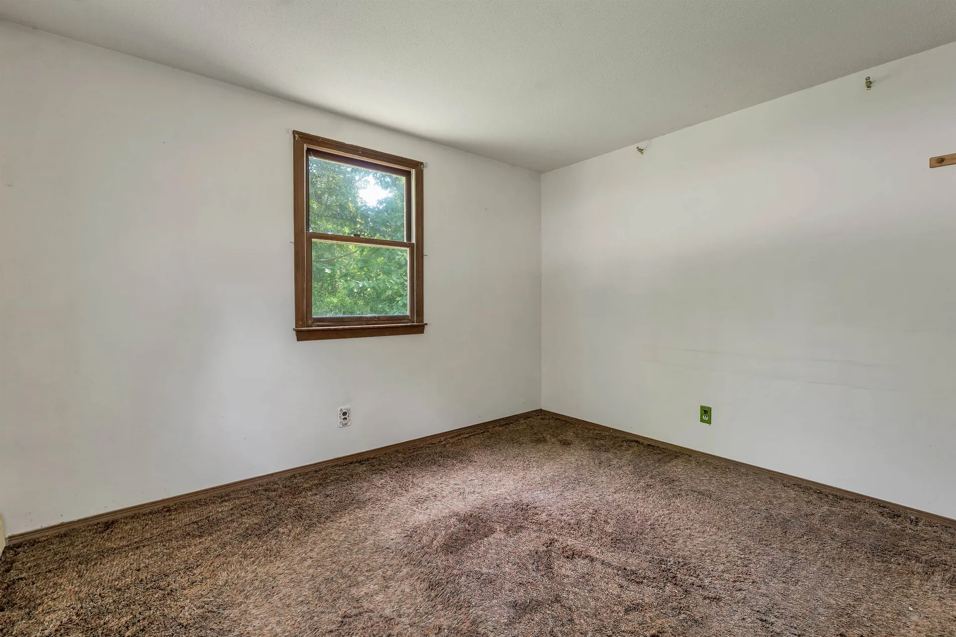 12 Cameron Drive Farmington NH 03835